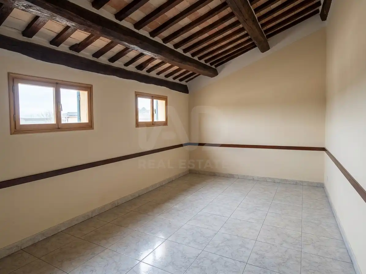 Esszimmer von Gebäude zum Verkauf in Vilanova i la Geltrú