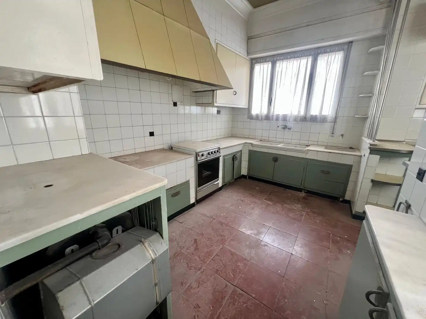 Kitchen of Flat for sale in Elche / Elx  with Terrace, Storage room and Balcony