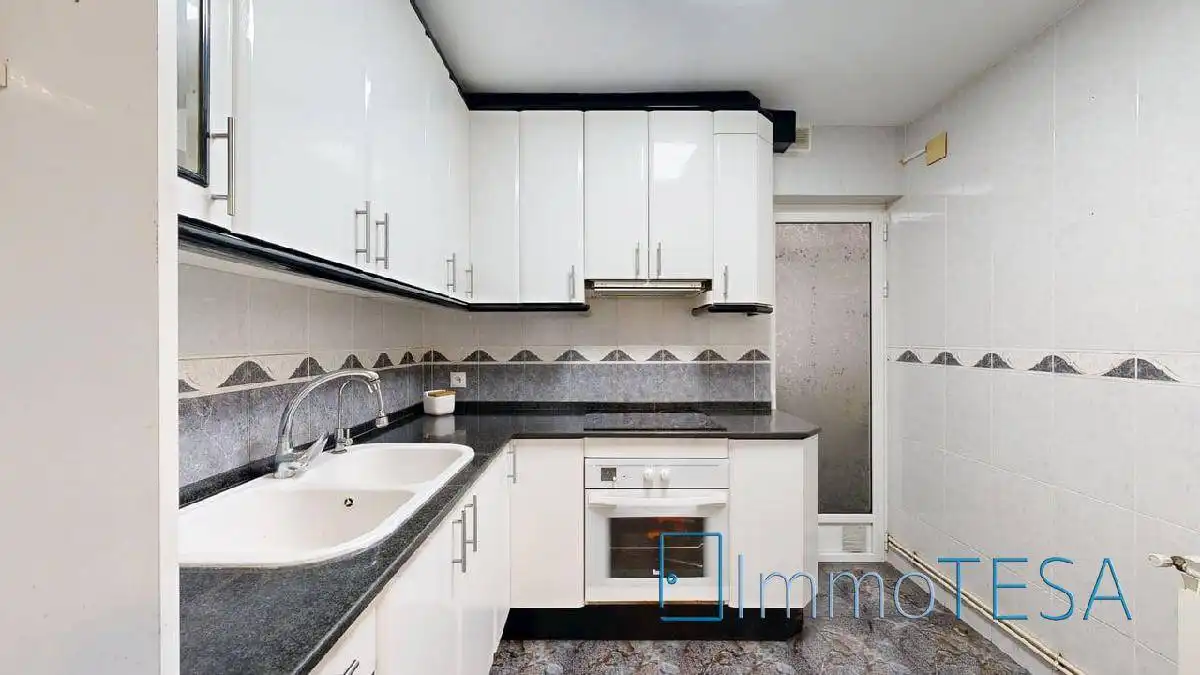 Küche von Wohnung zum Verkauf in Barberà del Vallès mit Heizung