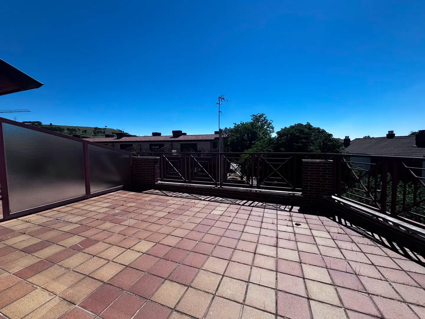 Terrasse von Einfamilien-Reihenhaus zum Verkauf in Burgos mit Heizung, Terrasse und Abstellraum