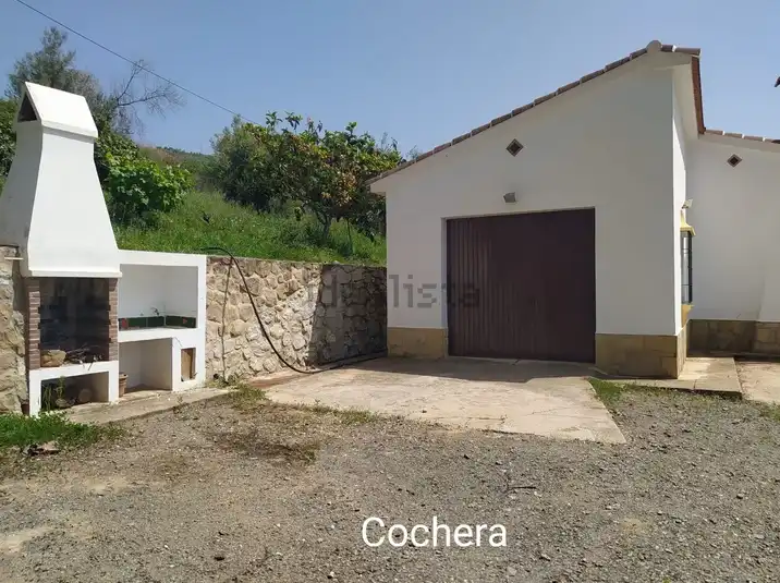 Casa rústica amb jardí en venda a Alcaucín, imagen 2