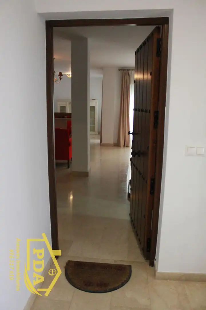 Casa amb terrassa en venda a Palma del Río, imagen 6