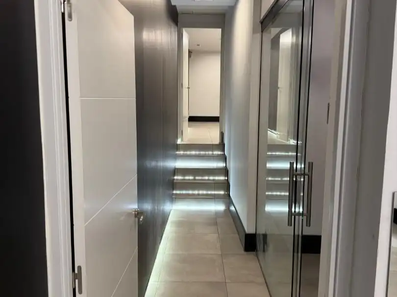 Office for rent in Madrid  with Air Conditioner