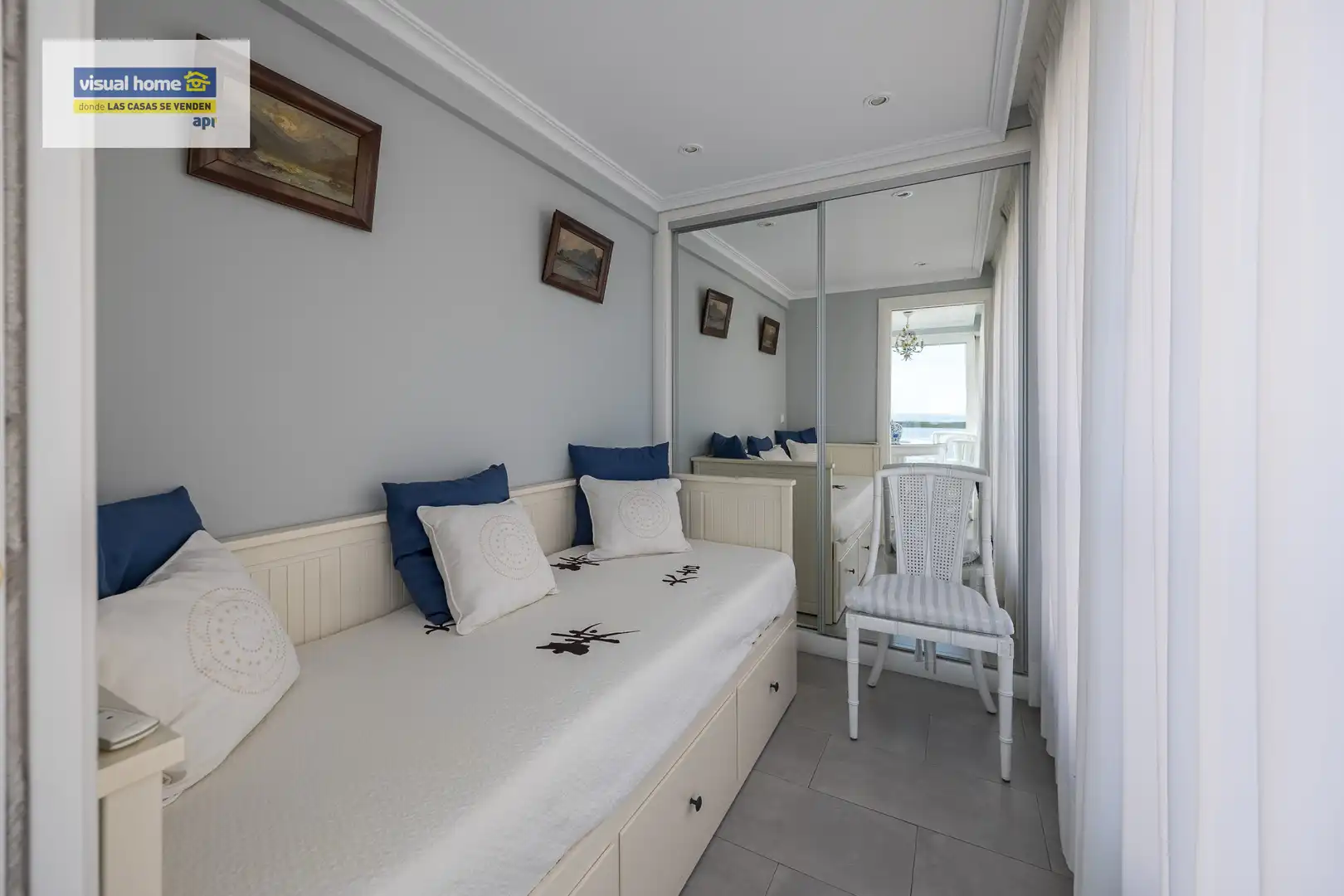 Bedroom of Flat for sale in Playa Poniente
