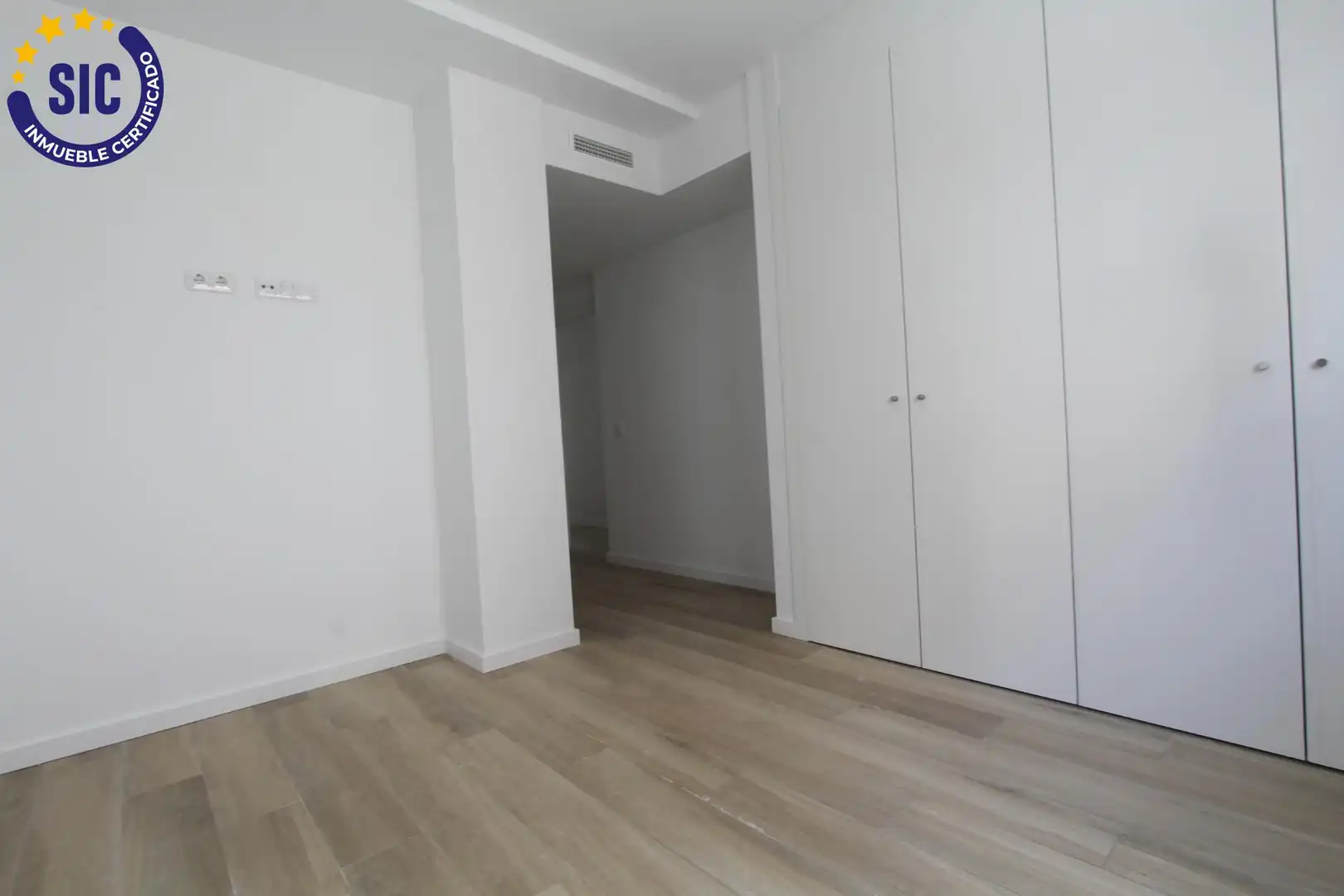 Habitación de Piso en venta en Paterna con Aire acondicionado, Calefacción y Terraza
