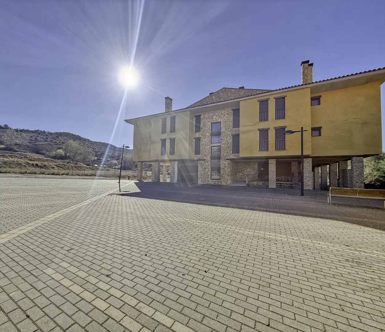 Vista exterior de Dúplex en venta en Alcalá de la Selva con Calefacción y Terraza