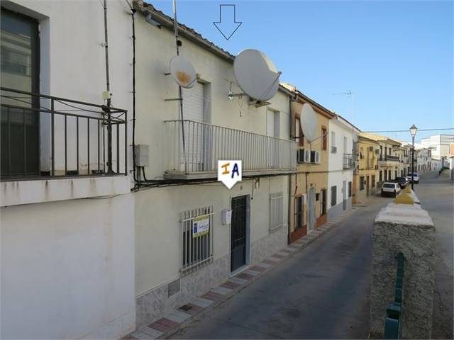 Casa adosada en Venta en Alcaudete