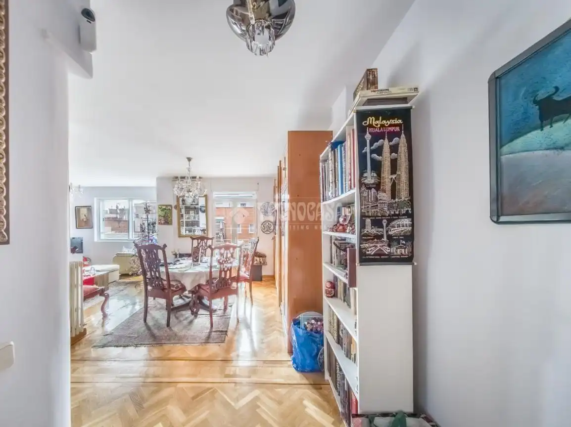 Schlafzimmer von Wohnung zum Verkauf in Madrid mit Heizung, Parkett und Terrasse