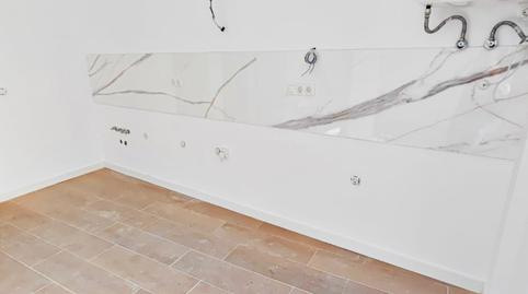 Foto 3 de Apartament en venda a Calle Candelería, Sta. Aurelia - Cantábrico - Atlàntico - La Romería, Sevilla