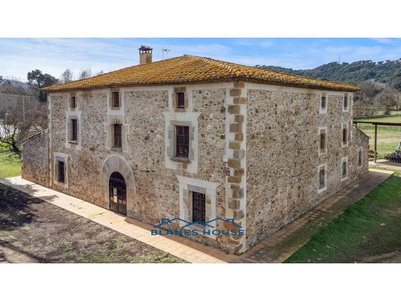 Außenansicht von Country house zum verkauf in Fogars de la Selva mit Heizung, Privatgarten und Terrasse