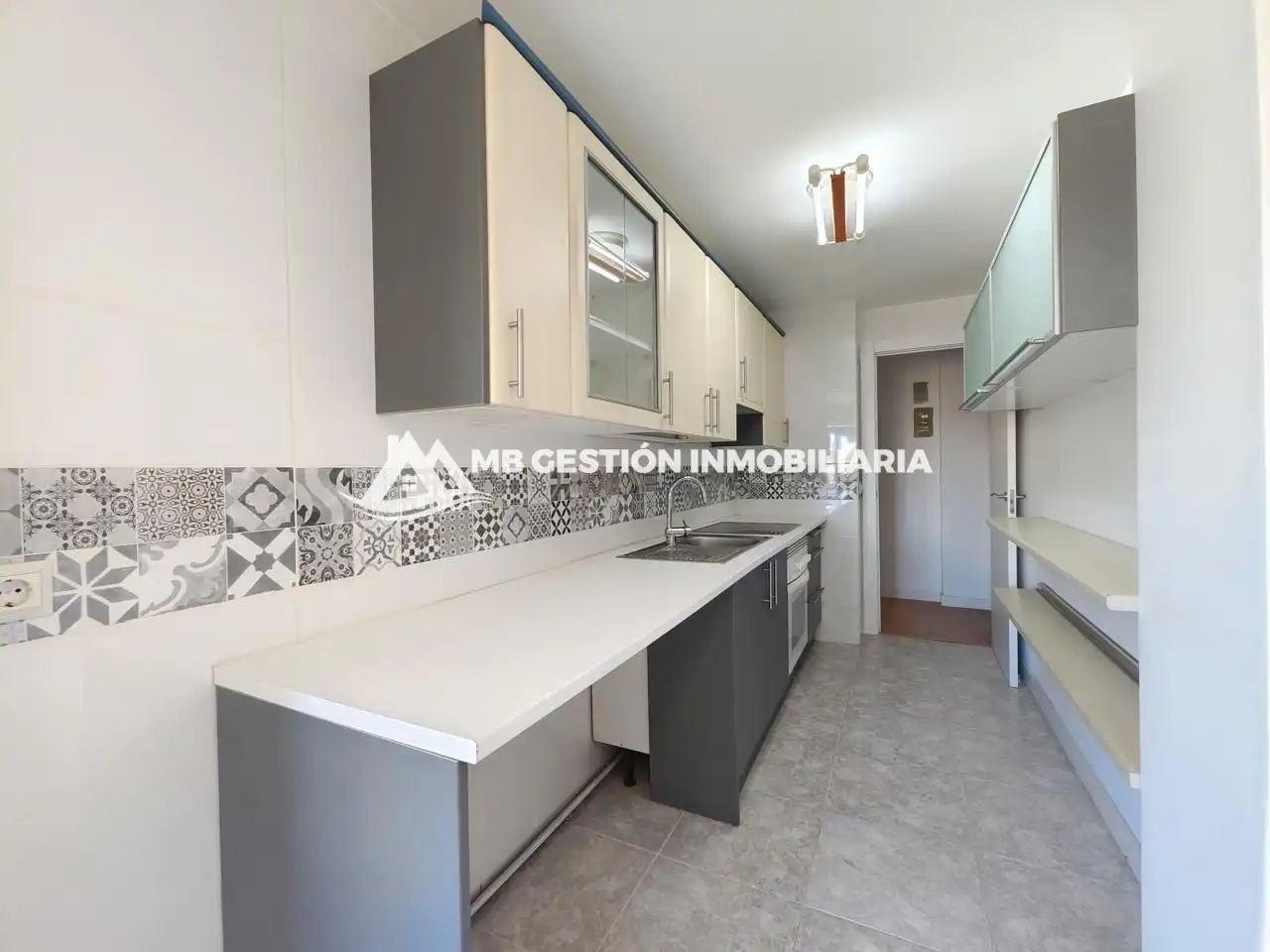 Küche von Wohnung zum Verkauf in Fuenlabrada mit Heizung, Terrasse und Schwimmbad
