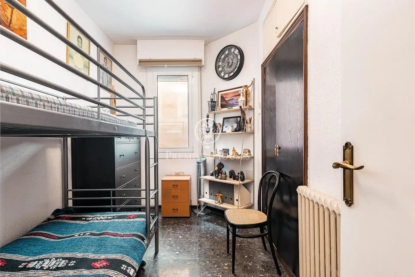 Habitación de Piso en venta en Barcelona con Calefacción, Terraza y Balcón