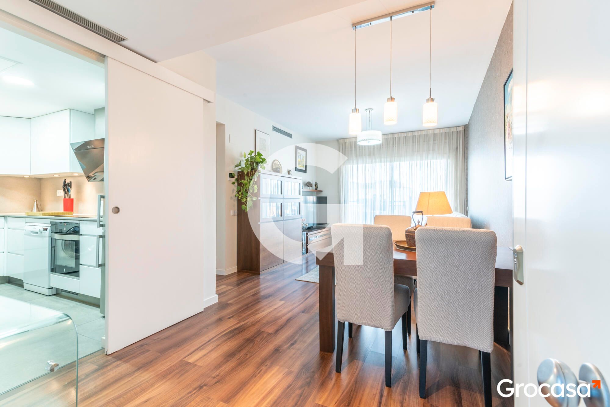 Menjador de Pis en venda en Sant Feliu de Llobregat amb Aire condicionat, Calefacció i Traster