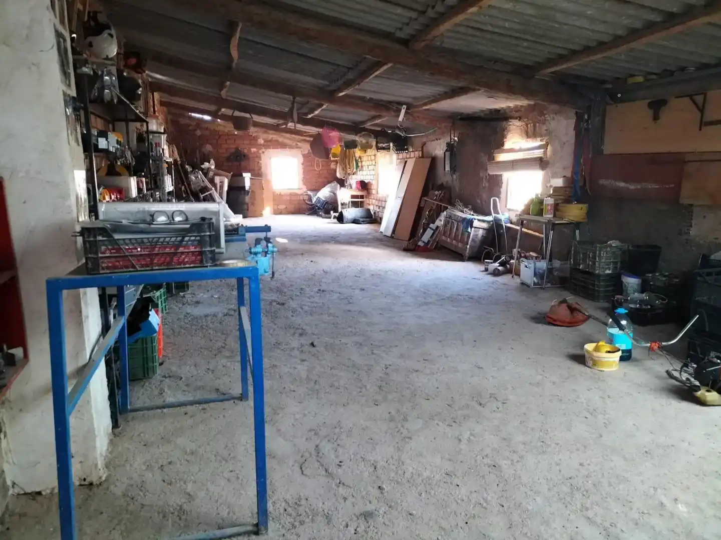 Finca rústica en venta en Baza con Jardín privado, Trastero y Amueblado