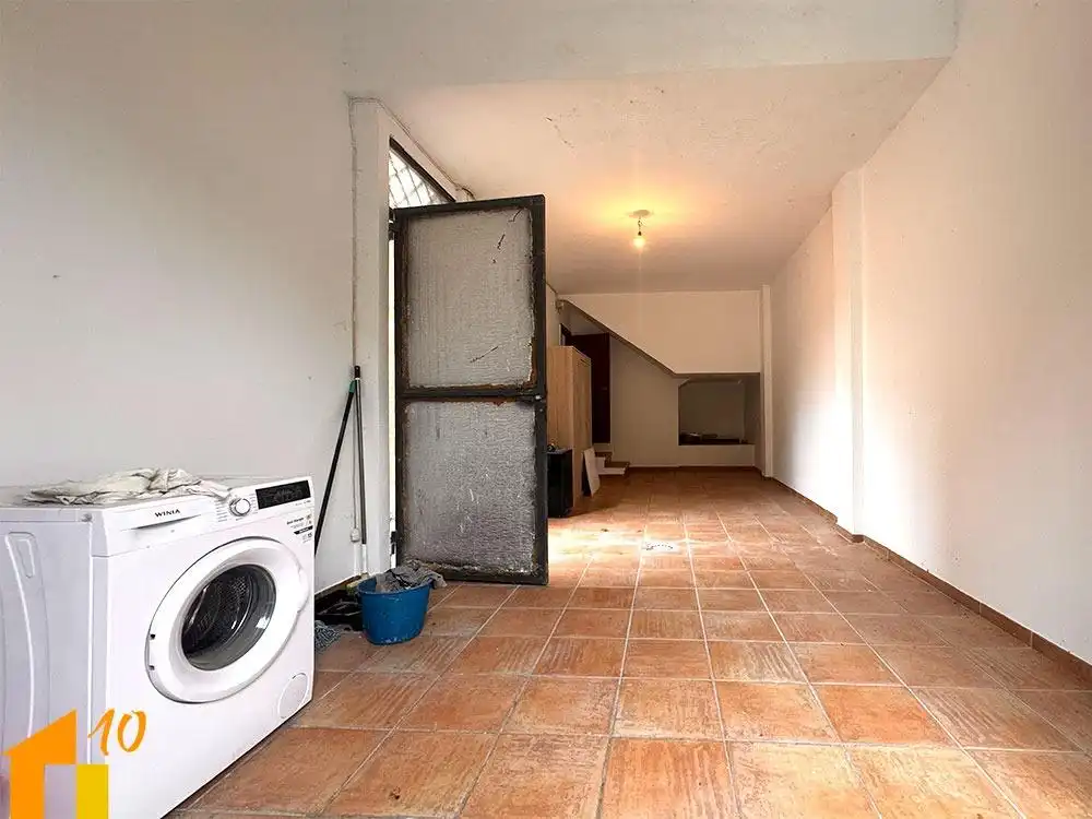 Einfamilien-Reihenhaus zum Verkauf in Belorado mit Heizung und Terrasse