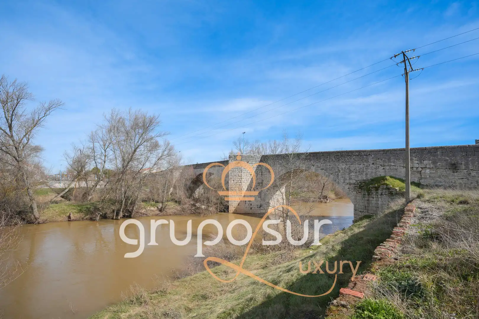 Houses for sale in Carretera Villanueva, 8, Puente Duero