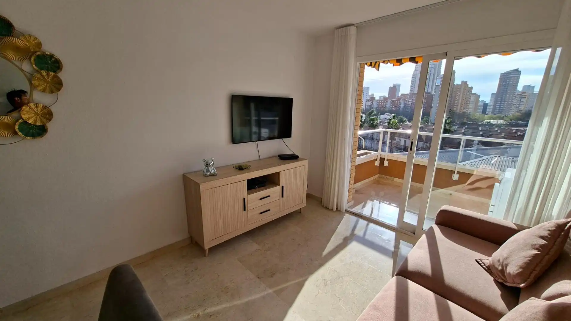 Living room of Flat for sale in Benidorm  with Private garden, Terrace and Furnished