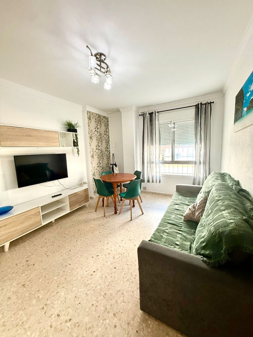 Pis de lloguer a Pintor Manuel Reine, Tarifa ciudad