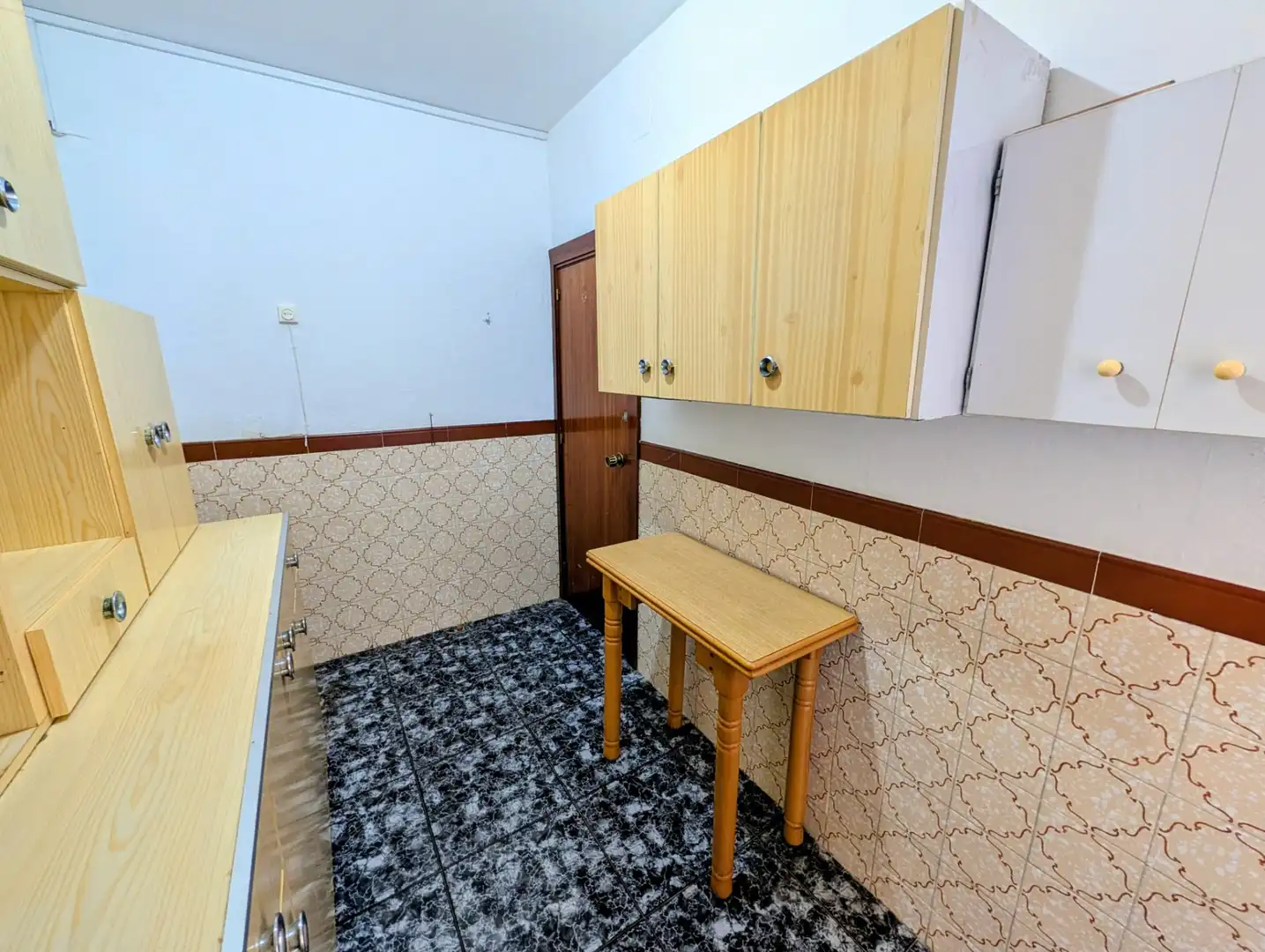 Kitchen of Flat for sale in Cornellà de Llobregat  with Furnished and Alarm