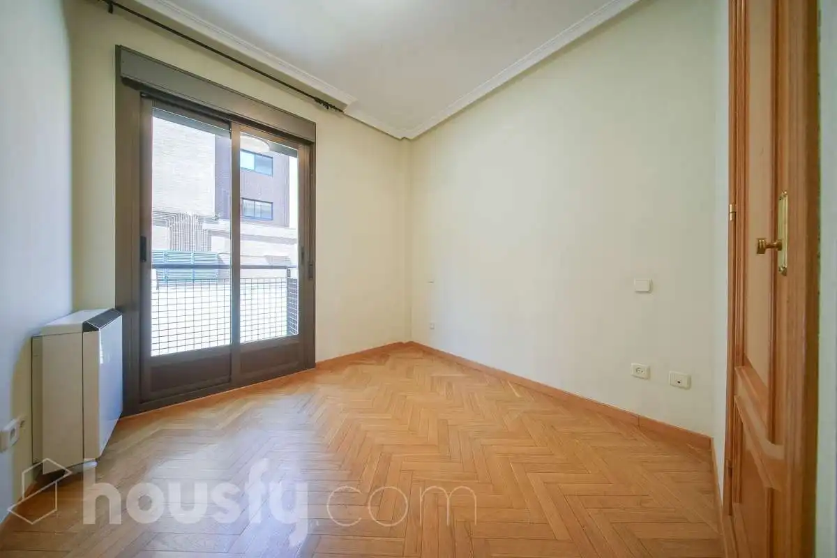 Piso en venta en Calle de Pedro Alonso, Canillas
