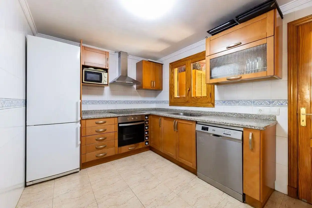 Cuina de Casa adosada en venda en  Palma de Mallorca amb Aire condicionat, Terrassa i Balcó