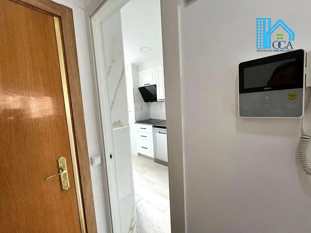 Flat for sale in Madrid  with Air Conditioner