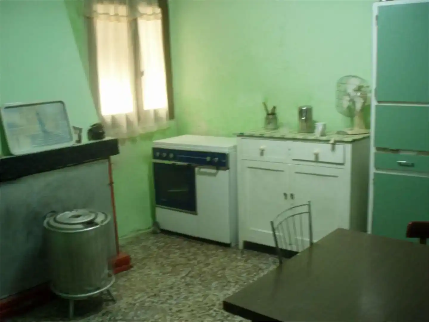 Cocina de Finca rústica en venta en Codo
