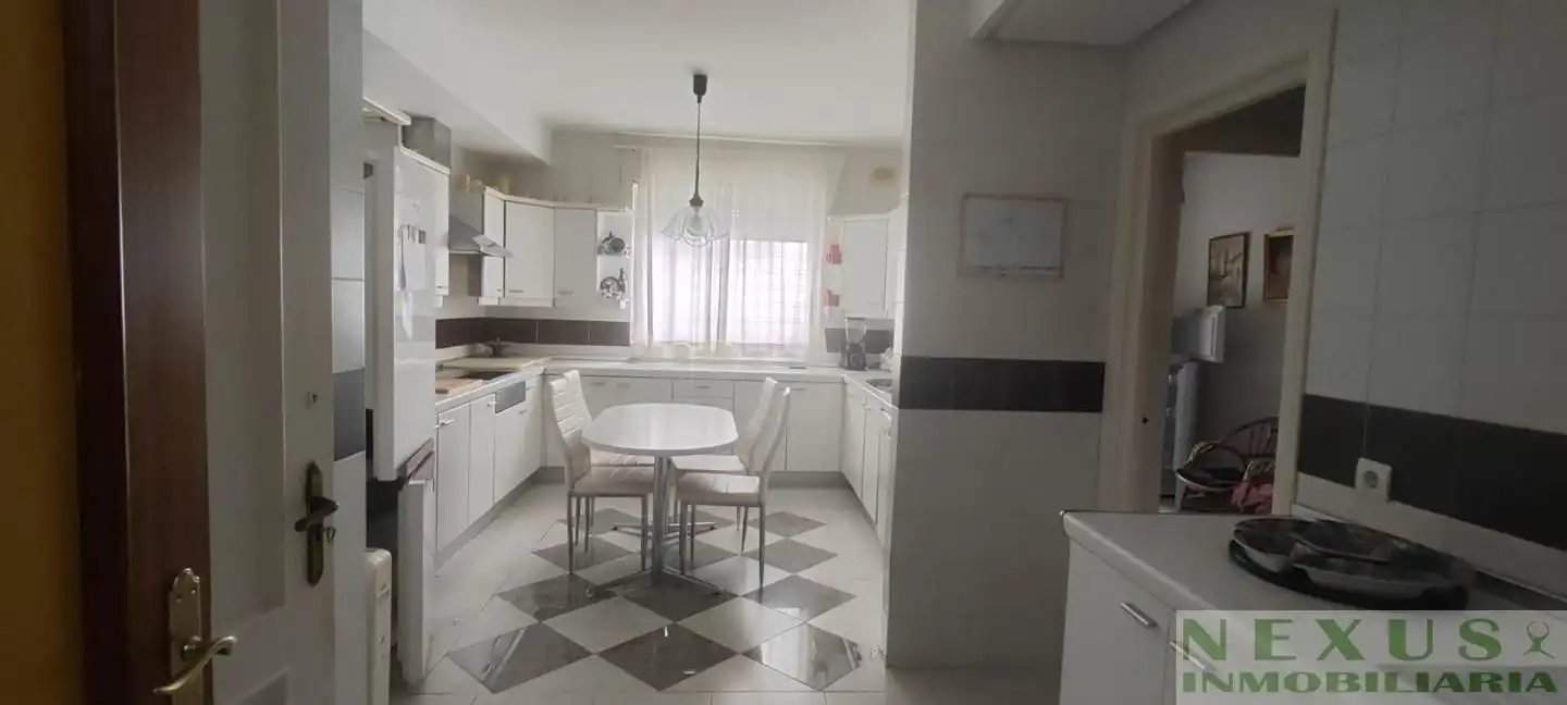 Kitchen of Flat for sale in Cáceres  with Air Conditioner, Heating and Terrace