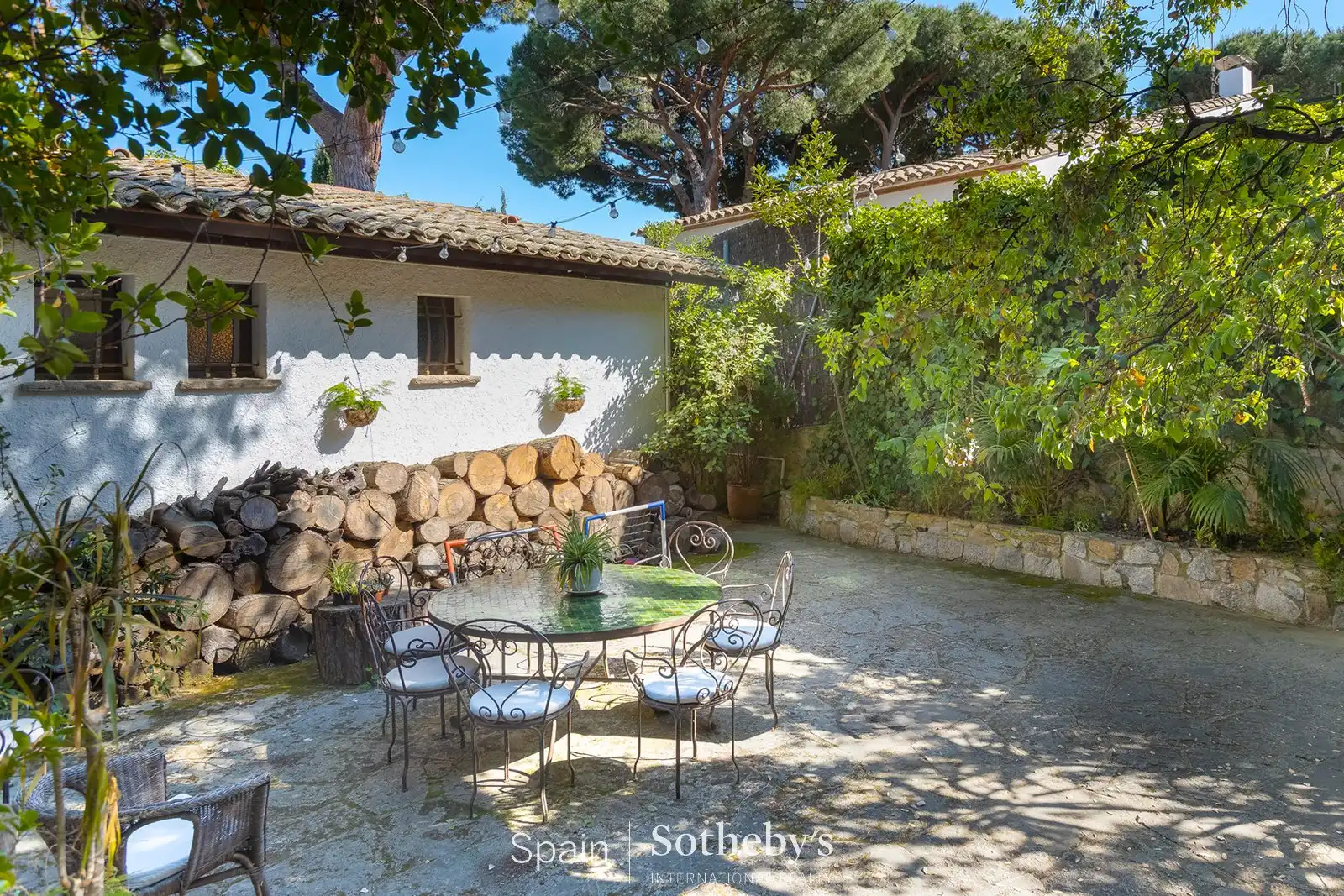 Terrace of Country homes for sale in Premià de Dalt  with Air Conditioner, Heating and Private garden