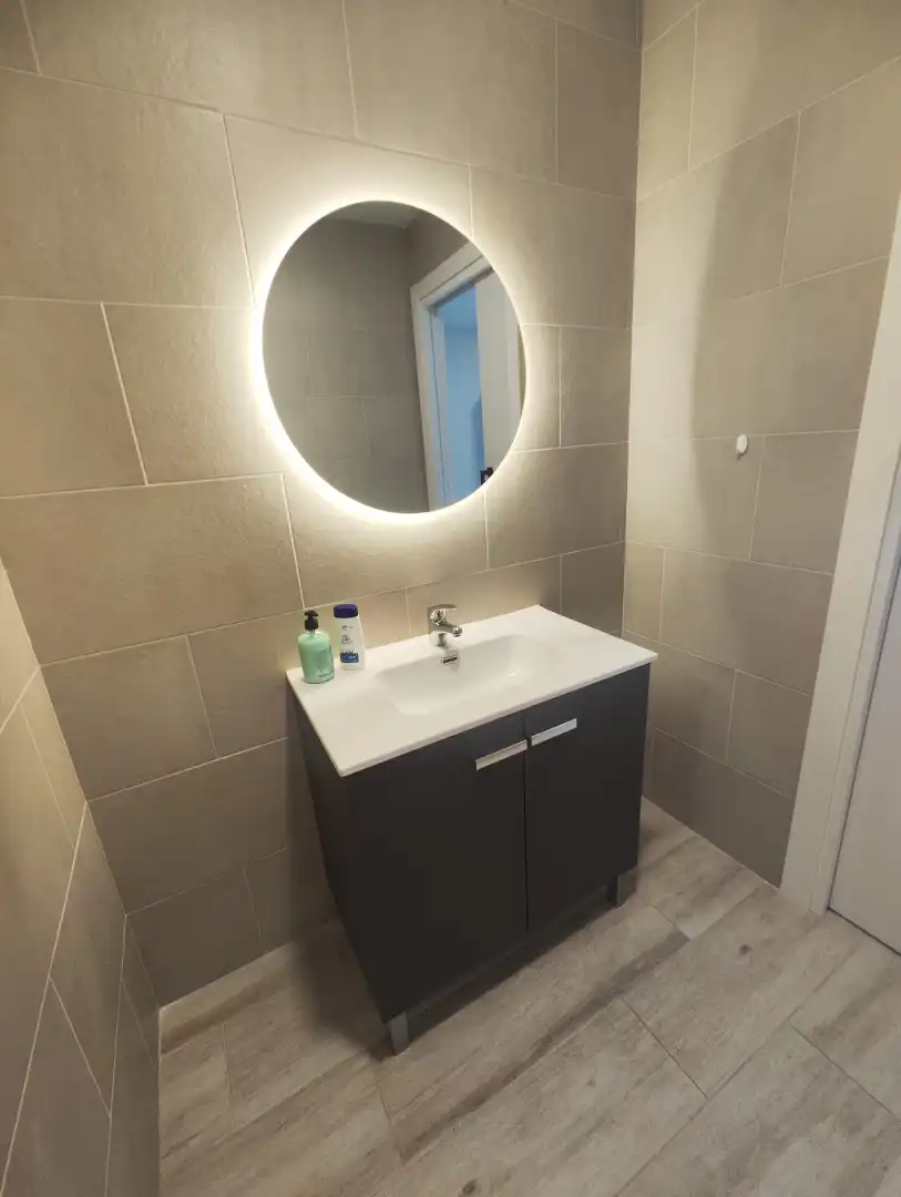 Bathroom of Flat for sale in Torelló