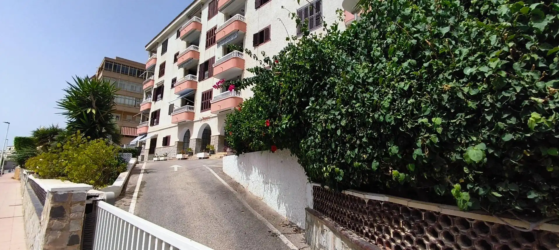Piano terra con giardino in affitto a Avenida OSCAR ESPLA 9, imagen 35