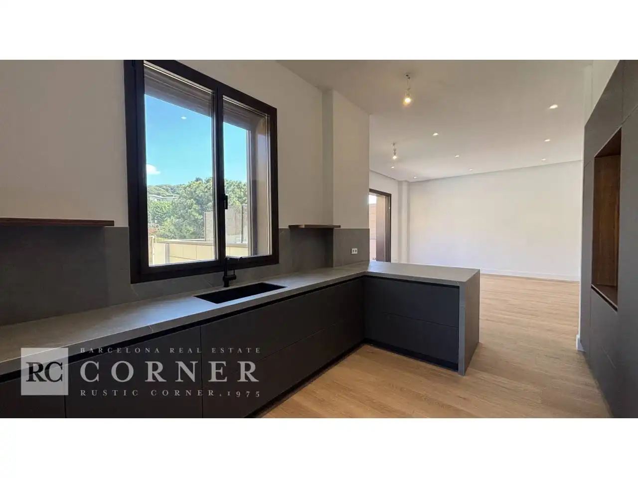 Piso en venta en Avenida Vallvidrera, Sarrià