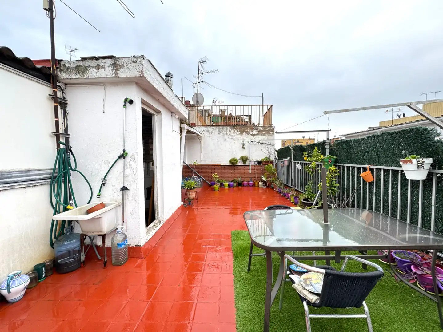 Terrasse von Gebäude zum Verkauf in Santa Coloma de Gramenet mit Alarm