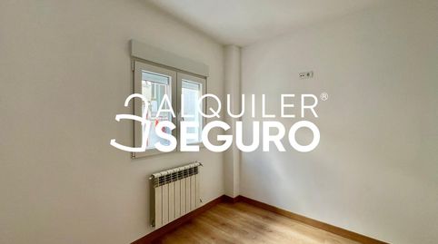 Foto 4 de Pis de lloguer a De Clara Campoamor, Puerta Bonita, Madrid Capital