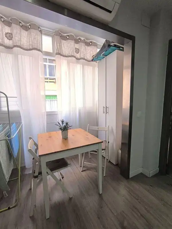 Dining room of Flat for sale in Málaga  with Air Conditioner, Heating and Furnished