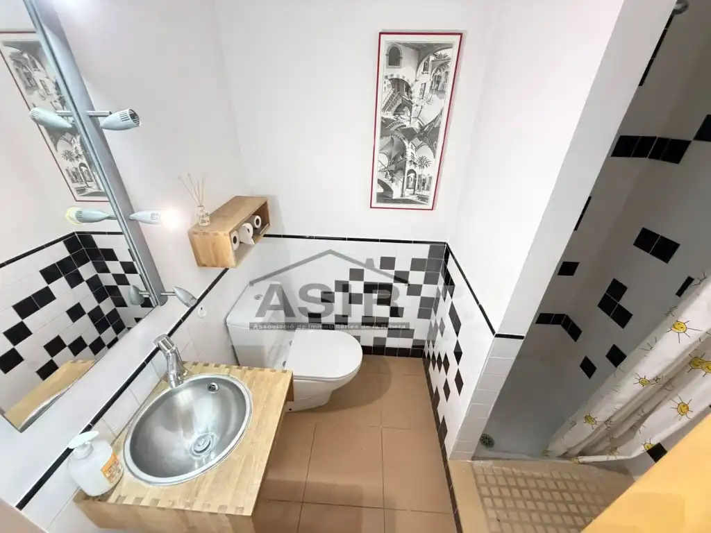 Bathroom of Flat for rent in Alzira