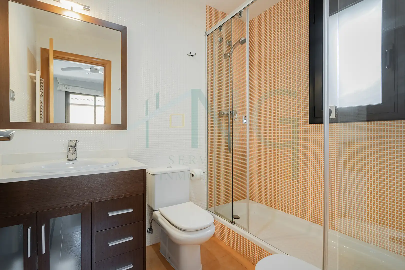 Casa con piscina en venta en el Carrer de Nicaragua, imagen 43