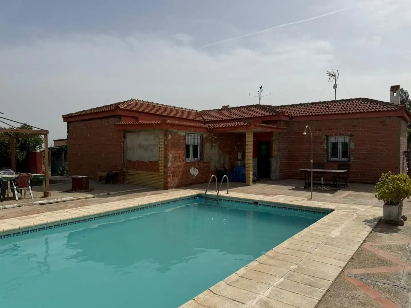 Piscina de Casa o chalet en venta en Carmona con Jardín privado, Terraza y Piscina