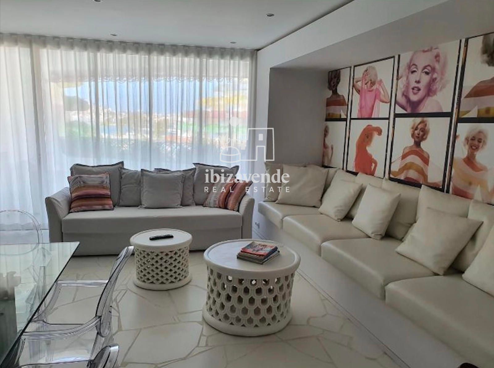 Living room of Flat for sale in Eivissa  with Air Conditioner, Heating and Terrace