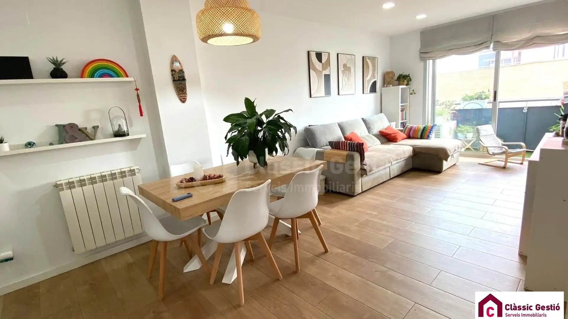 Living room of Flat for sale in Terrassa  with Air Conditioner, Heating and Balcony