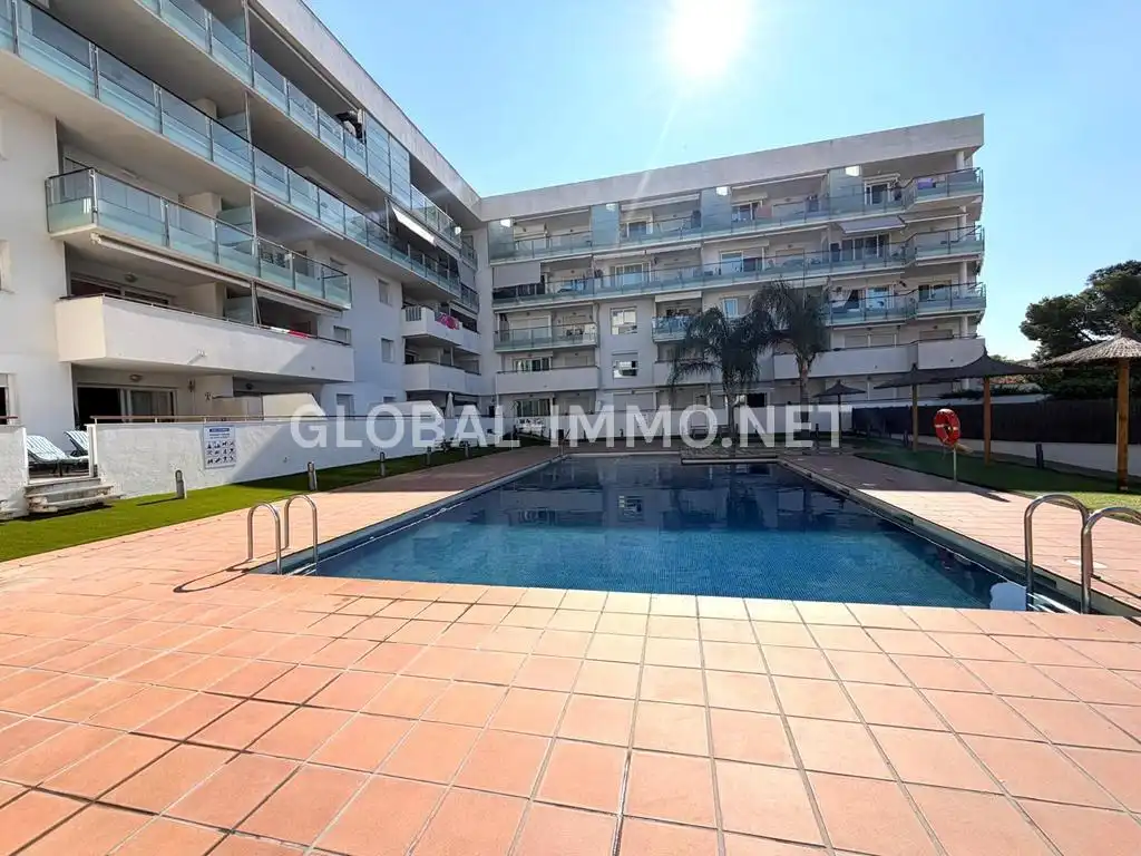 Mini appartamento con piscina in vendita a Avinguda del Nord, imagen 9