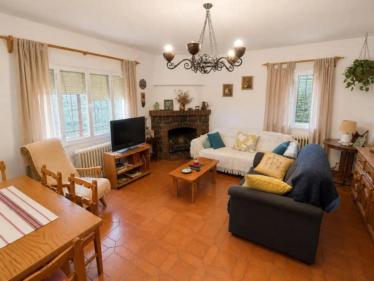Sala de estar de Casa o chalet en venta en Berzosa del Lozoya con Calefacción, Jardín privado y Terraza