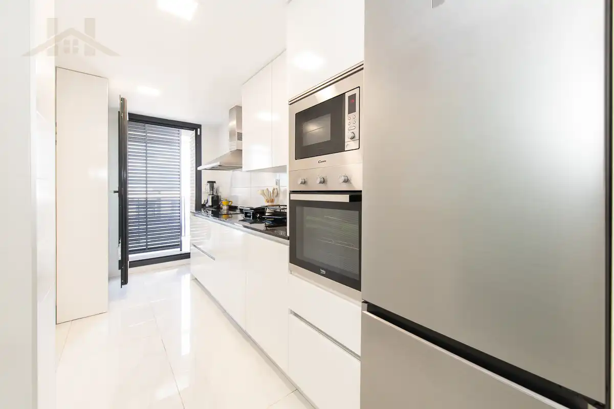 Küche von Wohnung zum Verkauf in Arganda del Rey mit Klimaanlage, Heizung und Terrasse