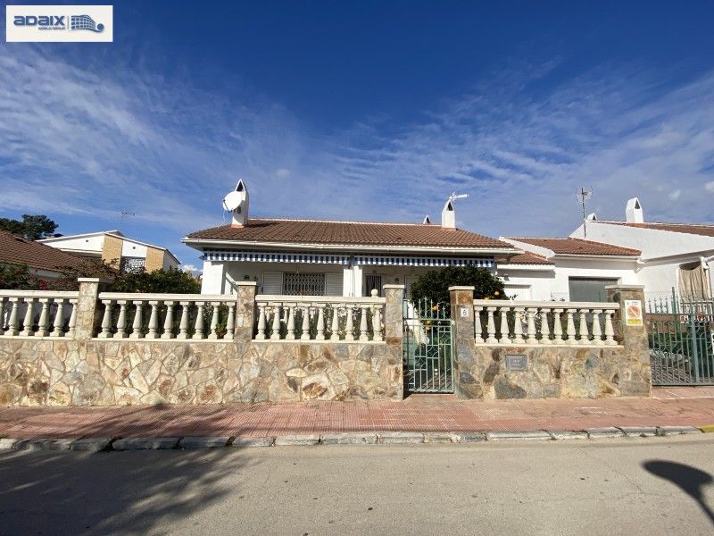 Single-family semi-detached for sale in Els Masos - Els Garrofers
