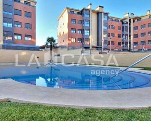 Swimming pool of Attic for sale in Arroyo de la Encomienda  with Heating, Terrace and Storage room