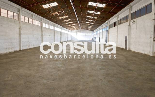 Nave industrial en Alquiler en N/A, -1 en Zona Industrial i Agrícola