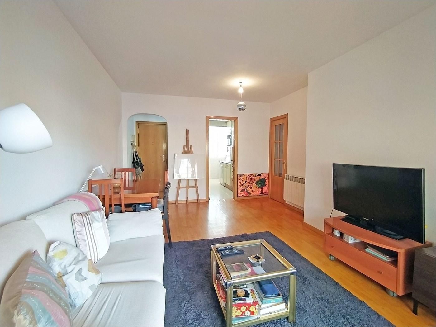 Living room of Flat to rent in Blanes  with Air Conditioner, Heating and Parquet flooring