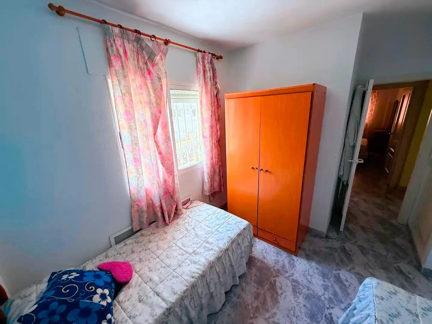 Dormitori de Casa adosada en venda en Los Alcázares amb Jardí privat, Terrassa i Traster