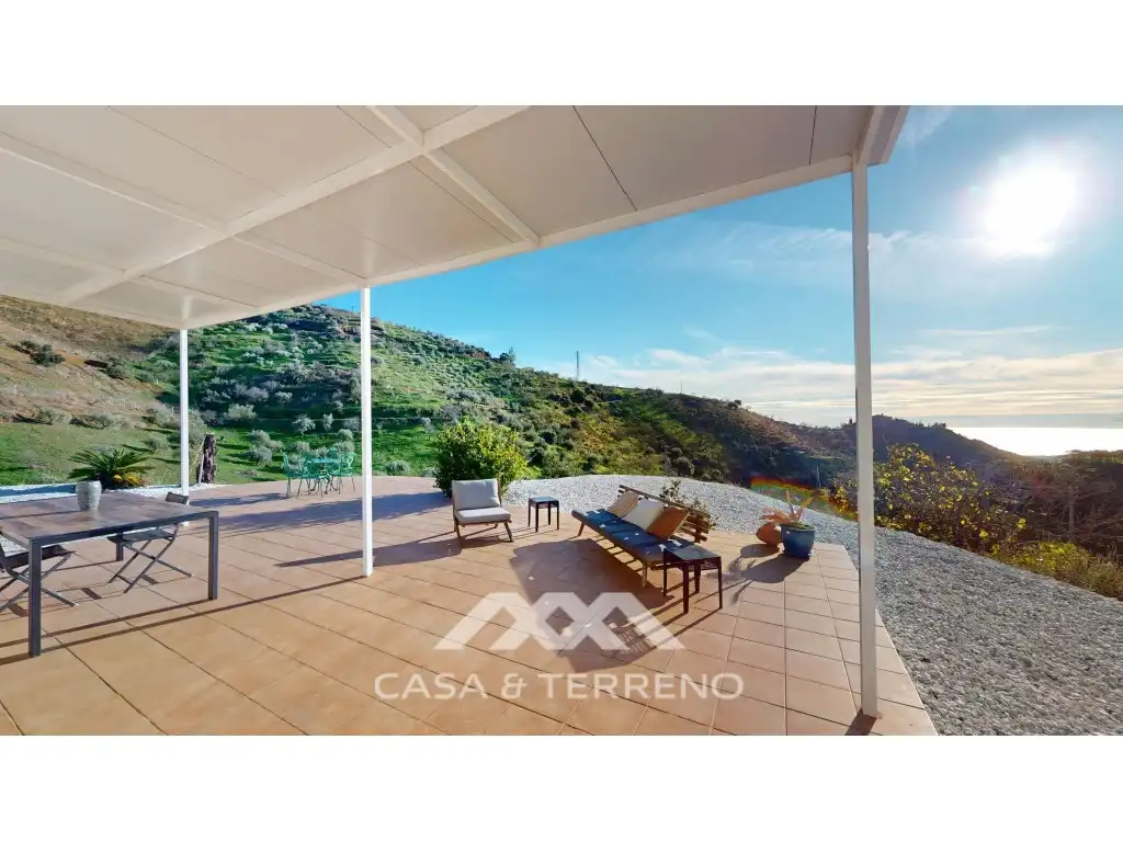 Terrassa de Casa o xalet en venda en Rincón de la Victoria amb Aire condicionat, Terrassa i Piscina