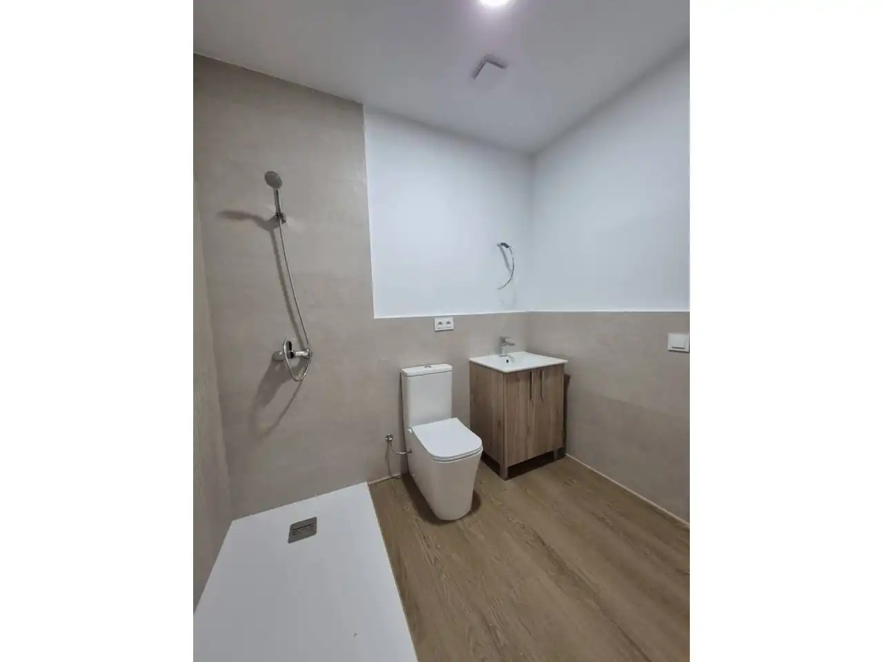 Baño de Piso en venta en Puerto Real con Aire acondicionado